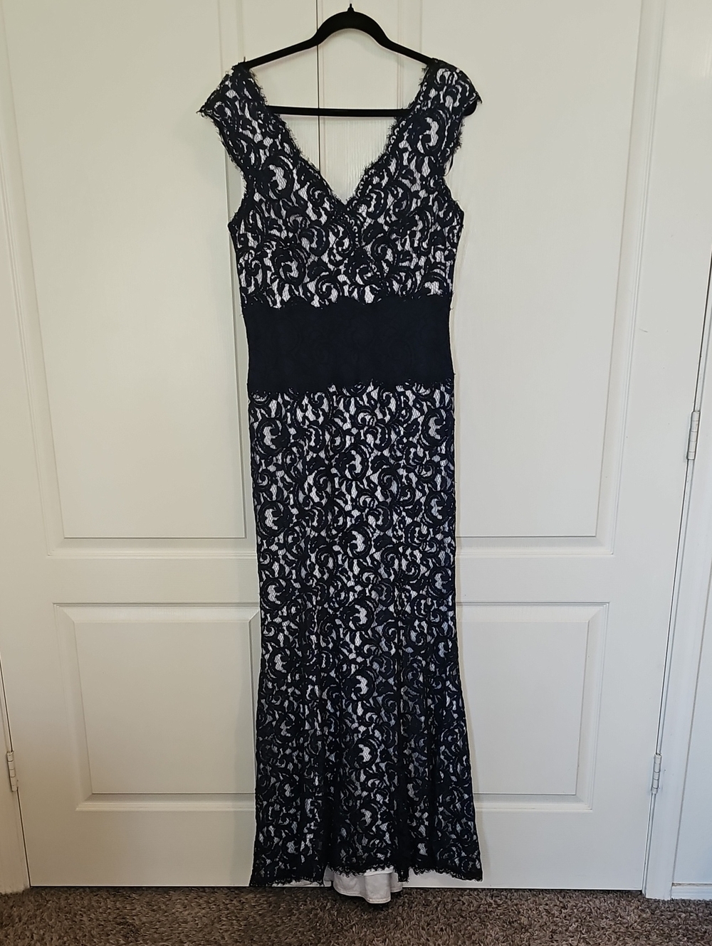Tadashi Shoji Navy and White Lace V-Neck Maxi Dress